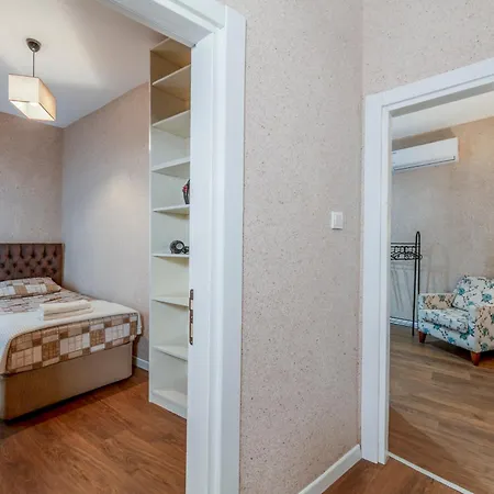 アパート Equipped Flat W Balcony - In The Arnavutkoey - Bebek *
