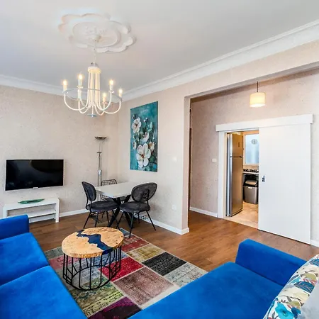 アパート Equipped Flat W Balcony - In The Arnavutkoey - Bebek イスタンブール