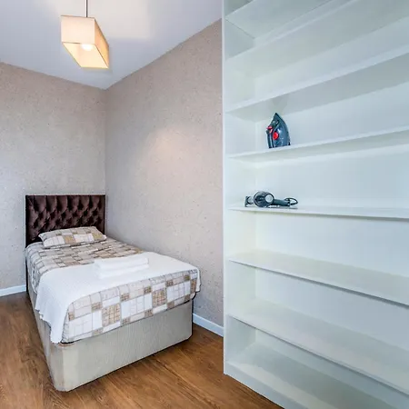 Equipped Flat W Balcony - In The Arnavutkoey - Bebek