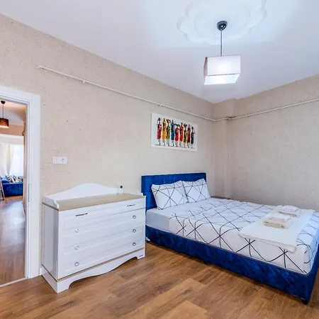 Equipped Flat W Balcony - In The Arnavutkoey - Bebek *