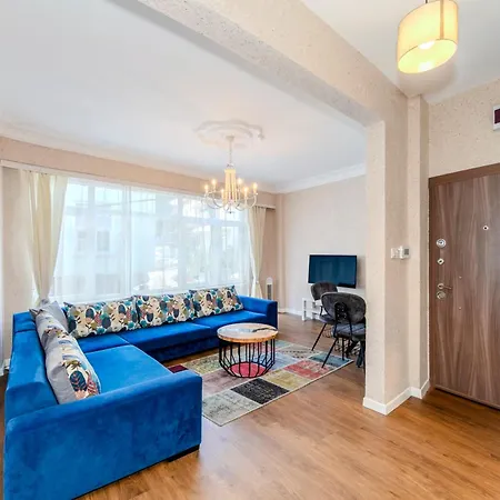Equipped Flat W Balcony - In The Arnavutkoey - Bebek *