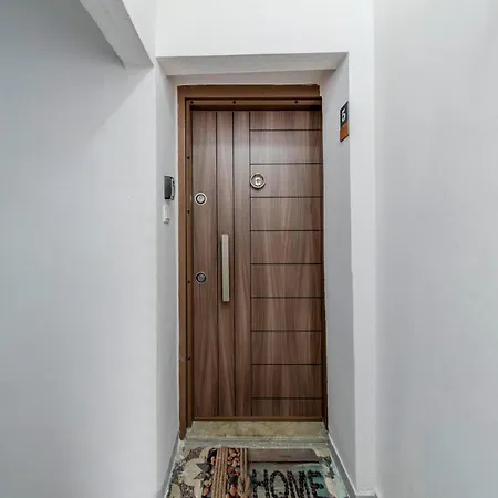 Equipped Flat W Balcony - In The Arnavutkoey - Bebek アパート