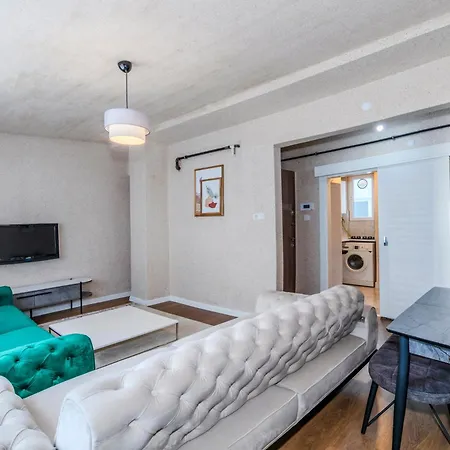アパート Equipped Flat W Balcony - In The Arnavutkoey - Bebek