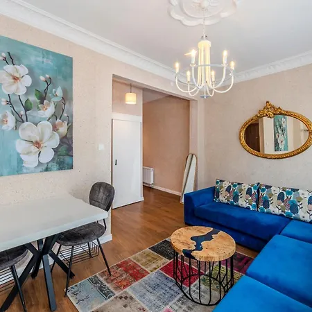 Equipped Flat W Balcony - In The Arnavutkoey - Bebek * イスタンブール