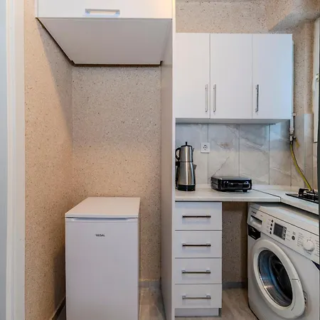 Equipped Flat W Balcony - In The Arnavutkoey - Bebek *
