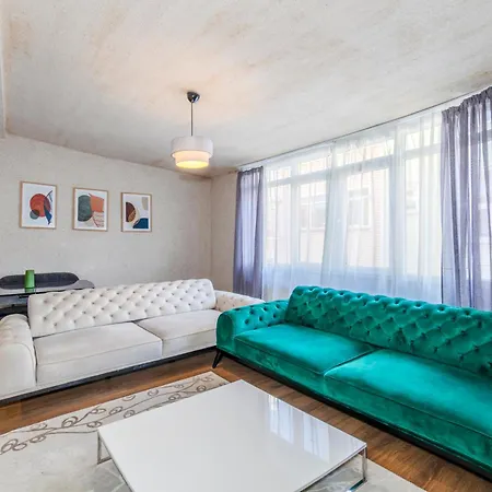 Equipped Flat W Balcony - In The Arnavutkoey - Bebek * イスタンブール