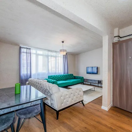 Equipped Flat W Balcony - In The Arnavutkoey - Bebek アパート イスタンブール