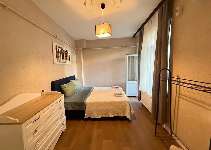 Equipped Flat W Balcony - In The Arnavutkoey - Bebek *