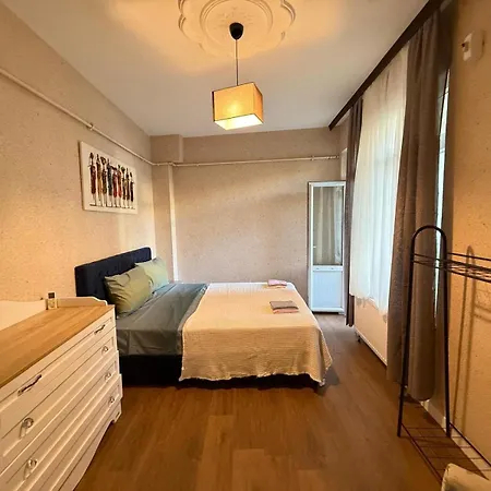 Equipped Flat W Balcony - In The Arnavutkoey - Bebek *
